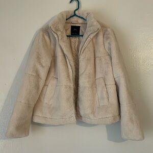 Zara cream faux fur jacket in size medium
